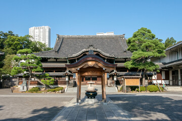 Fototapeta premium 東京都港区高輪の泉岳寺 