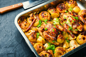 Roasted chicken with apples