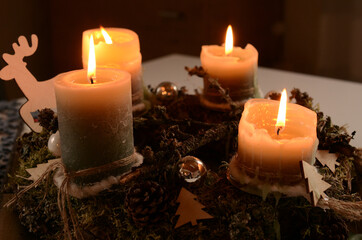 4. Advent