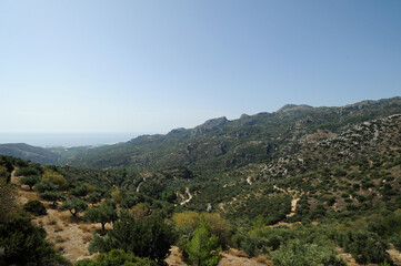 Fototapeta na wymiar La vallée de la rivière Kalamafkianos à Iérapétra en Crète