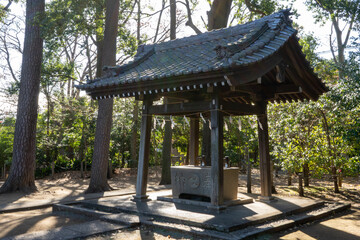 東京都杉並区和泉）和泉熊野神社の手水舎