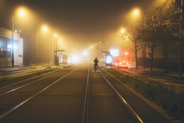 Fototapeta na wymiar Brouillard dans la ville