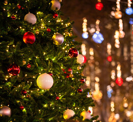 Fototapeta na wymiar Nice Christmas tree in the city centre at night in Budapest