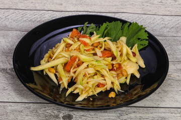 Green mango salad with seafood