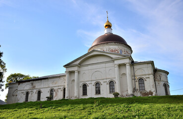 Fototapeta na wymiar View of Nikolskaya church (St. Nicholas Wonderworker), Myshkin, Yaroslavl region, Russia 