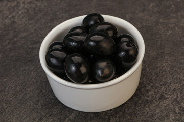 Black olives in the bowl