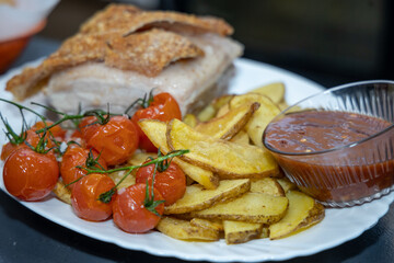 Rico plato de comida gourmet 
