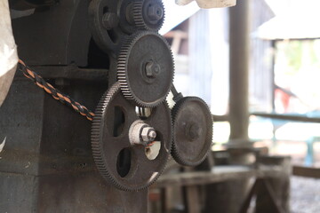 Gears and cogs