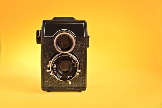 a great vintage camera. a way of understanding photography from the returning past