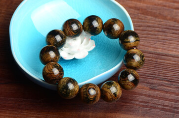 Yellow flower pear hand string on the background of retro style