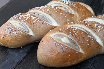 Marbled light rye bread