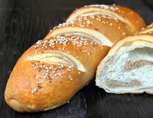 Marbled light rye bread