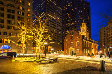 Fototapeta na wymiar Boston Old state house at Christmas time
