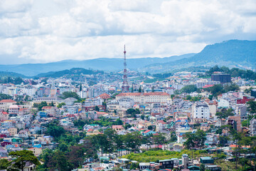 Fototapeta premium high view of many houses at Da Lat city