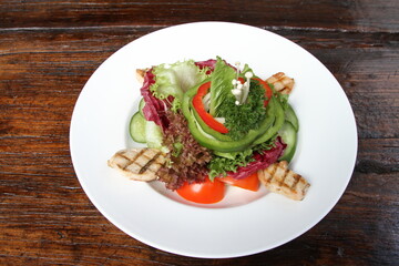 Mixed salad with grilled chicken breast