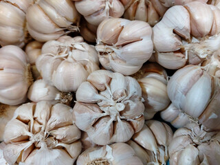 Heaps of garlic on the market
