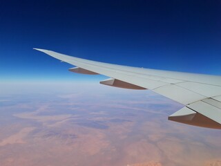 Fototapeta na wymiar view of sahara desert from airplane window