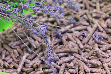 Woody natural ecological granules for dry closet with lavender scent for pets. Soft focus