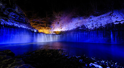 軽井沢 白糸の滝 真冬のライトアップ