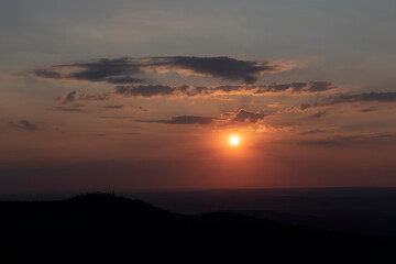 Sonnenuntergang vom Breitenstein gesehen mit Burg Teck, Baden-Württemberg