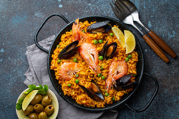 Traditional Spanish seafood paella