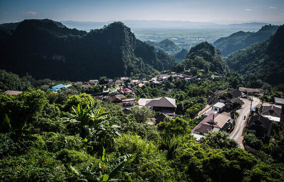 Ban Pha Mee Viewpoint at Akha Hill Tribe Village, Ban Phamee, Chiang Rai Province 