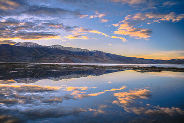 Fototapeta na wymiar View of lake Himalayas early morning blue Hour landscape