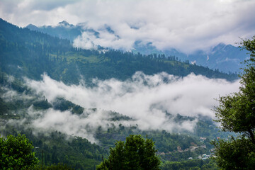 Fototapeta na wymiar Breathtaking mountains of Himalayas