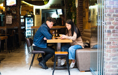 couple of friends in a cafe