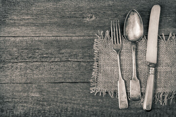 Fork, spoon and knife - 400828855