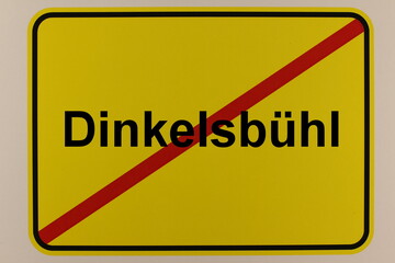 Illustration eines Stadtausgangsschildes der Stadt Dinkelsbühl