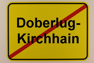 Illustration eines Stadtausgangsschildes der Stadt Doberlug-Kirchhain