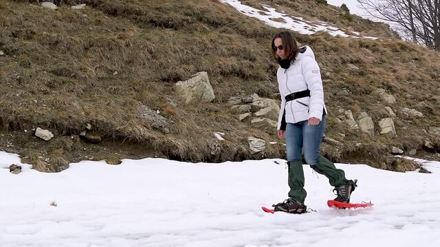 Neve e Ciaspole in 4k