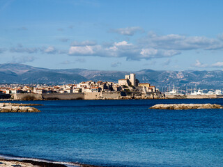 Fototapeta na wymiar coastal landscape between Nice and St. Tropez