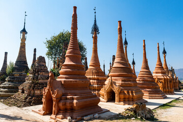 Myanmar,¬†Shan¬†State, Samkar,¬†Stupas¬†of¬†Taw¬†Mwe¬†Khaung¬†Pagoda