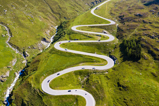 Serpentinen, Julierpass, Graub&radic;&ordm;nden, Schweiz