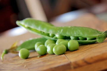 peas and pods