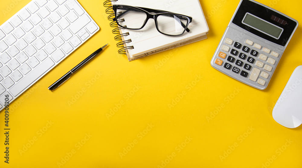Poster keyboard with calculator and notepad