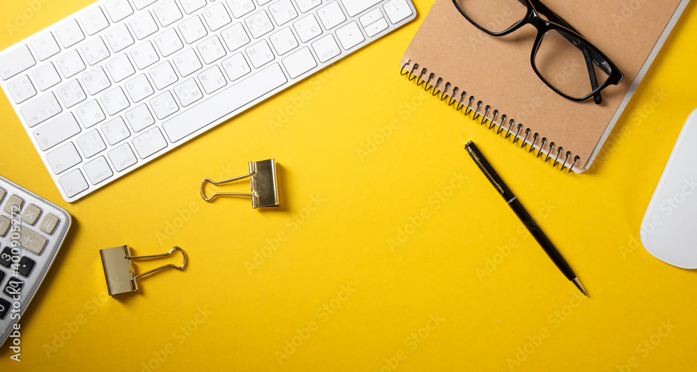 Poster keyboard with calculator and notepad