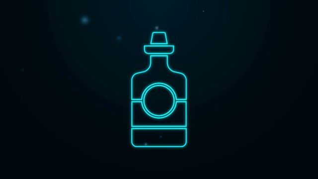 Glowing neon line Tequila bottle icon isolated on black background. Mexican alcohol drink. 4K Video motion graphic animation