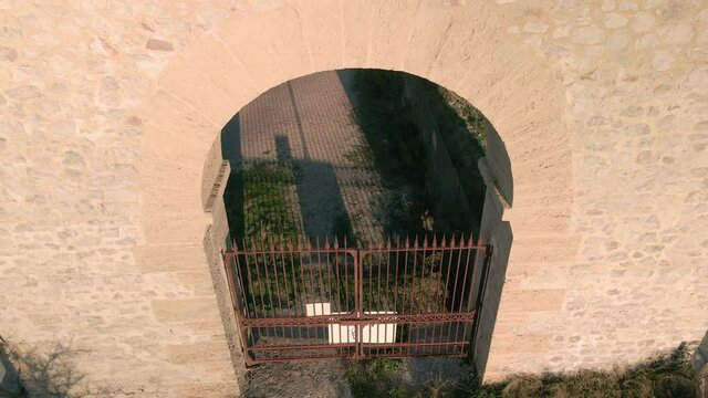 Some shots of the Porte de Maguelone, entrance to the Cathedral of Maguelone (12th century). We can see typical ponds of this zone of France.