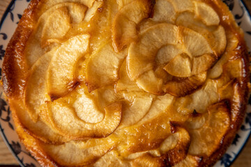 delicious homemade round apple pie