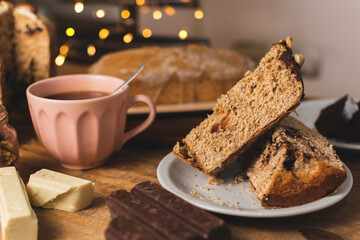 Merienda navideña / Budines, pan dulce y té / Breakfast Christmas / pudding, cake and tea