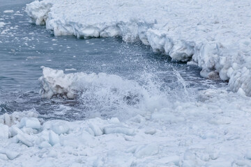 オホーツク海　冬