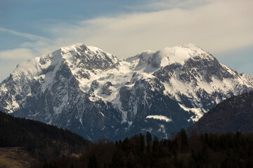 Fototapeta na wymiar Snowy mountain panorama in Bavarian Alps