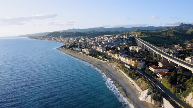 Bova Marina, un paese costiero in Calabria vista aerea