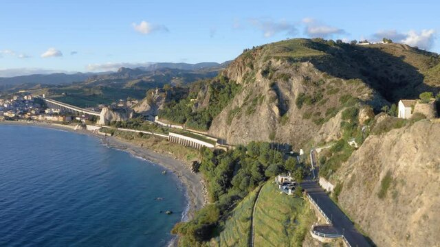 Bova Marina scogliera vista aerea in Calabria
