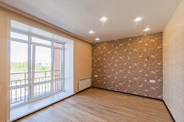 Obraz premium Russia, Moscow- April 19, 2020: interior room apartment modern bright cozy atmosphere. general cleaning, home decoration, preparation of house for sale. empty room with renovation