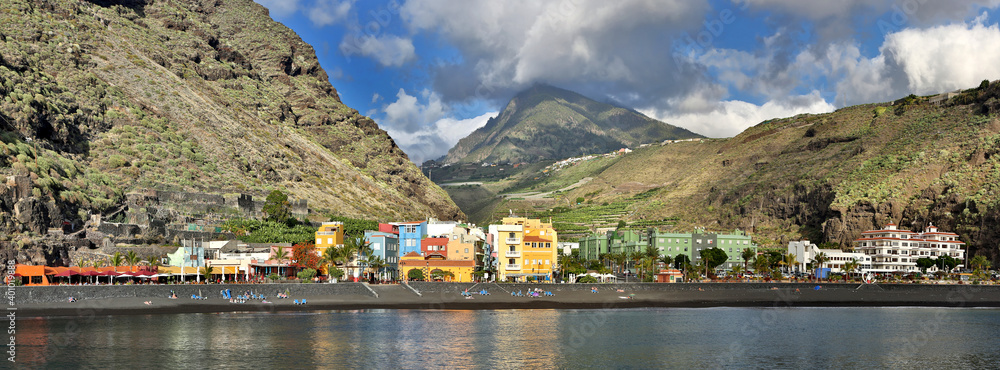 Sticker Beach of Puerto de Tazacorte (Canary Islands) - Panoramic view