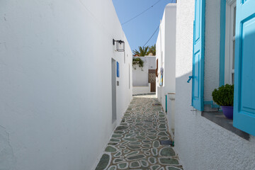 View of the narrow side street in Kastro, Folegandros Island, Greece.